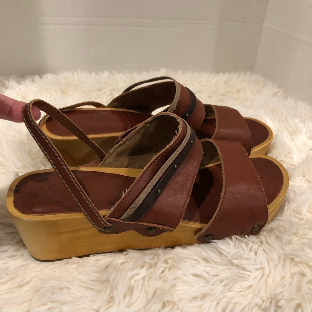 Olukai Kamola wooden clog sandal